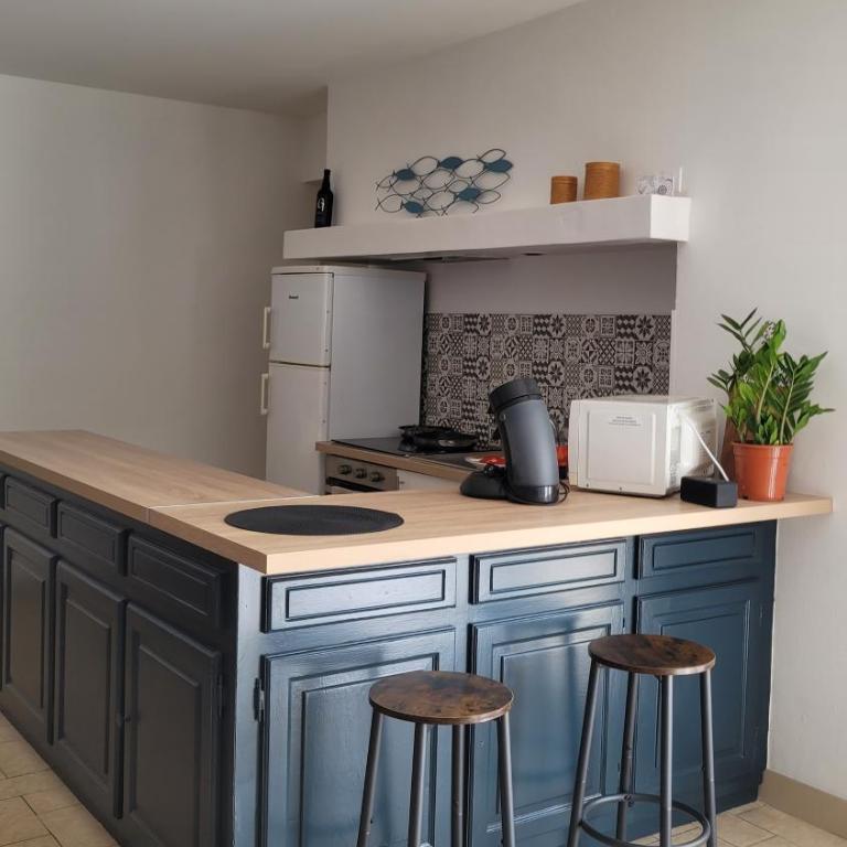 GRAIN DE SABLE 600m des plages, et commerces,draps,vélos, WIFI , Parking - Maison 2 Chambres - 18
