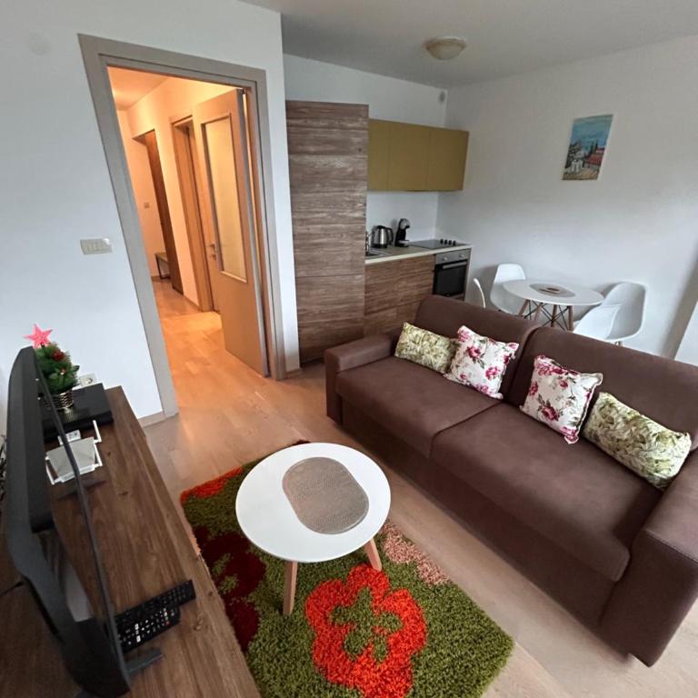 Apartments Krug - Apartman sa Balkonom - 8