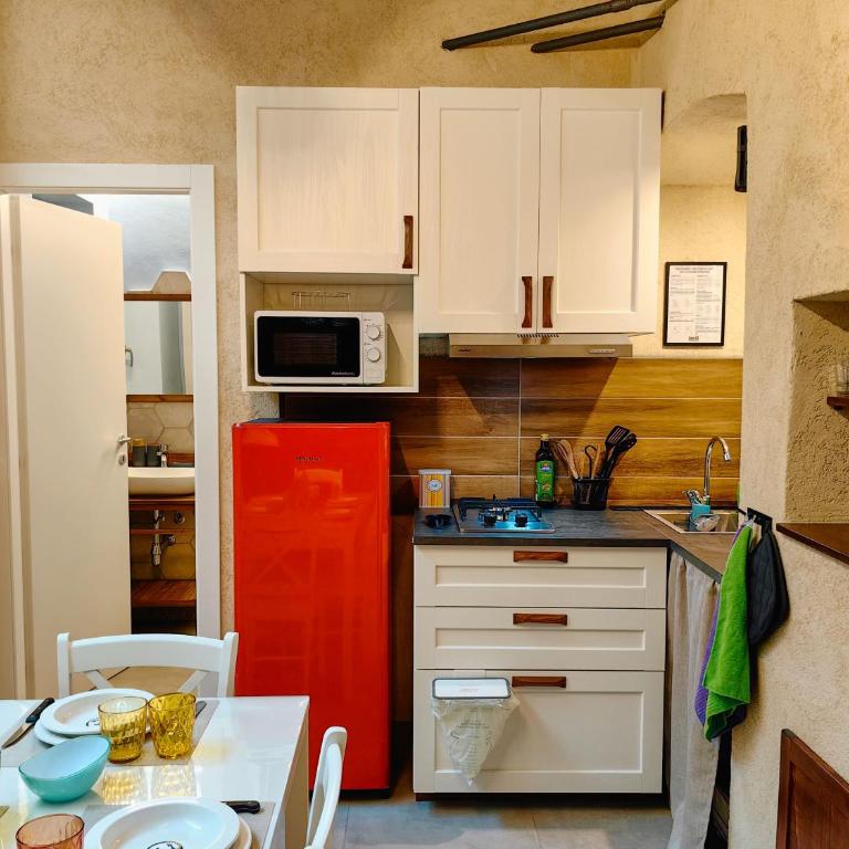 Basso 61 Urban Oasis with Private Mini Pool & Courtyard - Families & Groups - Appartamento - Piano Terra - 32