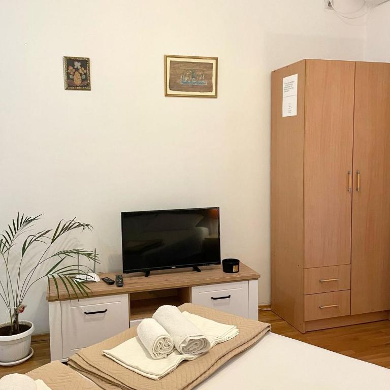 Apartment Kralj - Apartment with Terrace - 11