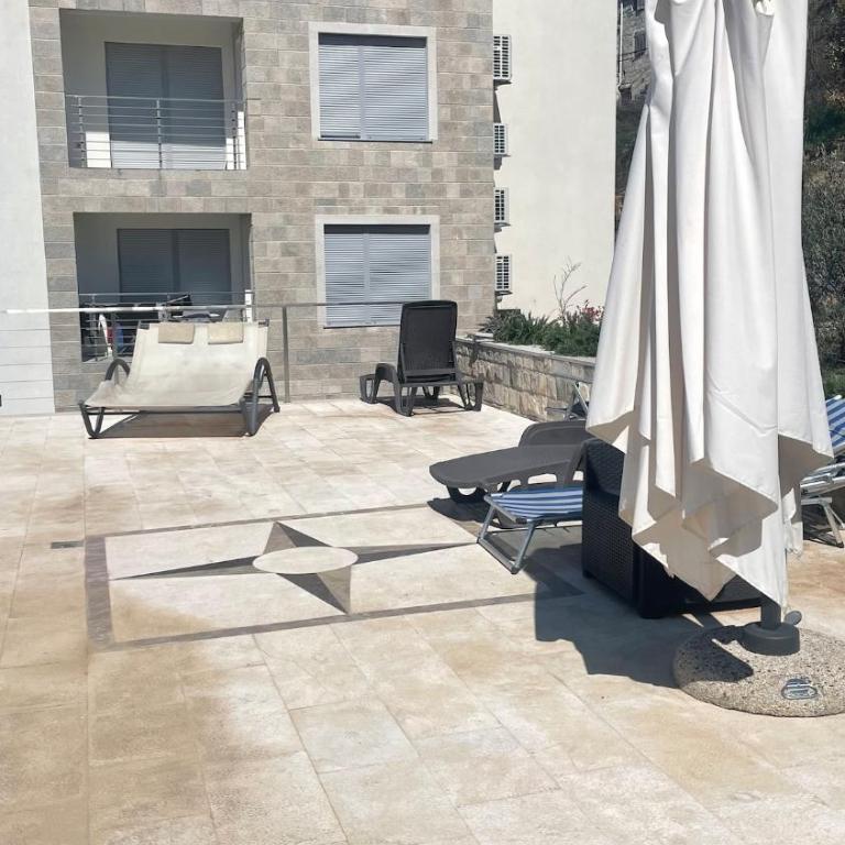 Romantic sunrises&sunsets near Porto Montenegro - Two-Bedroom Apartment - 21