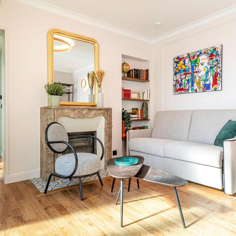 Villa SoPi Appart'Hotel by Patrick Hayat - One-Bedroom Apartment with View of the Paris rooftops - 5