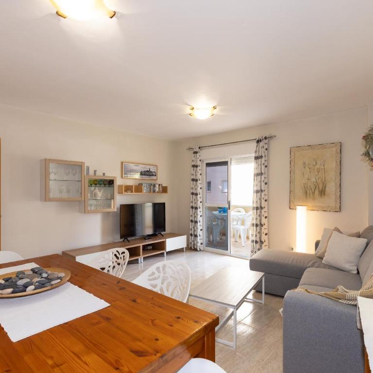 UHC AQUA FAMILY COMPLEX - Two-Bedroom Apartment with Terrace - 23