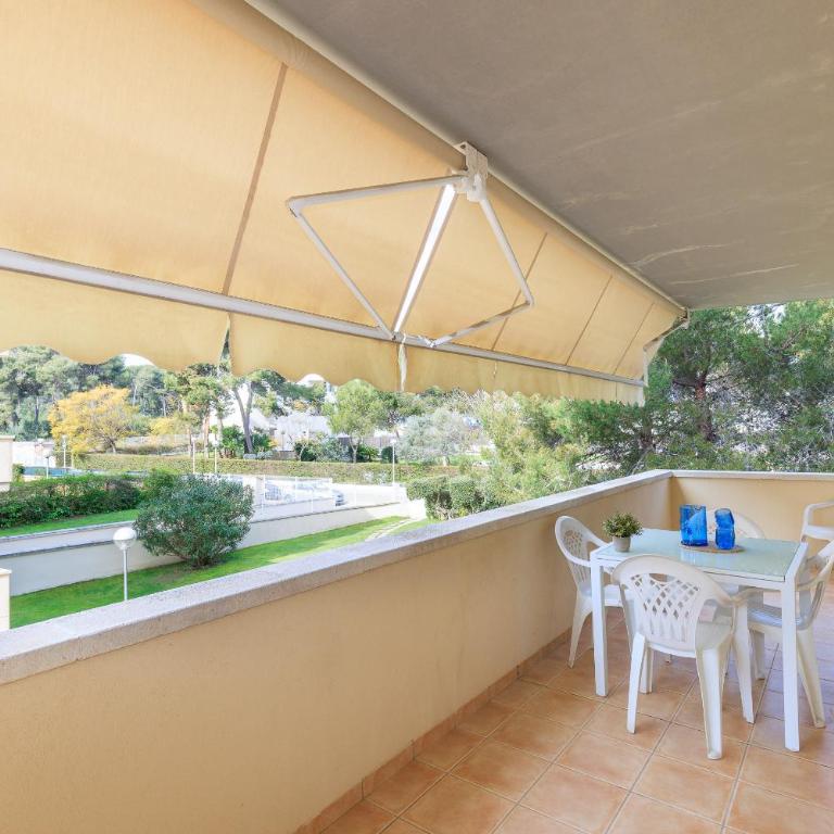 UHC AQUA FAMILY COMPLEX - Two-Bedroom Apartment with Terrace - 1