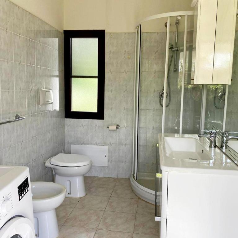 Villa Caterina a pochi passi dalla spiaggia con 3 Camere e Giardino Privato - Casa con 3 Camere da Letto - 34