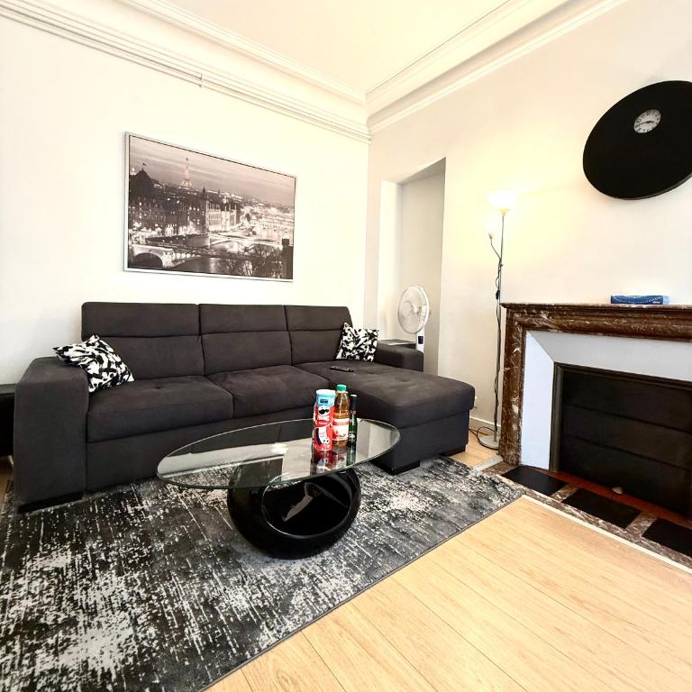 Champs Élysées appartement 5 - Two-Bedroom Apartment - 4