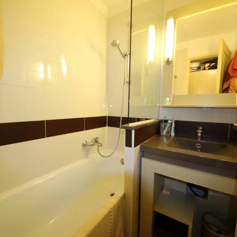 CAP SOLEIL J2 appt 204 - One-Bedroom Apartment with Sea View and Terrace - 15