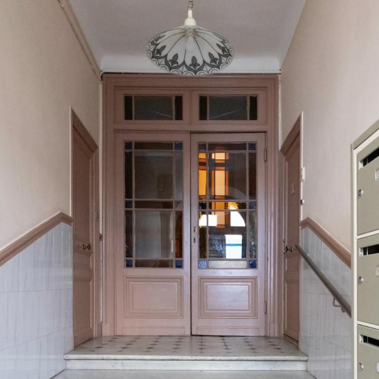 #34 Staywizus - Lamartine Central 3 BDR AC balcony 10mins walk to old town - Appartement 3 Chambres - 15