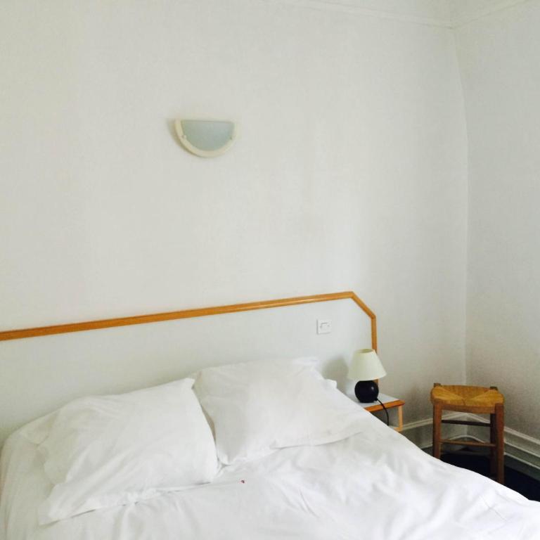 Hôtel De Normandie - Chambre Double Standard - 11