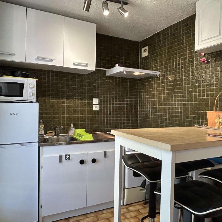 Appt T2 Mezzanine 4 couchages BANYULS SUR MER BN050-A05 - Appartement 1 Chambre avec Terrasse - 6
