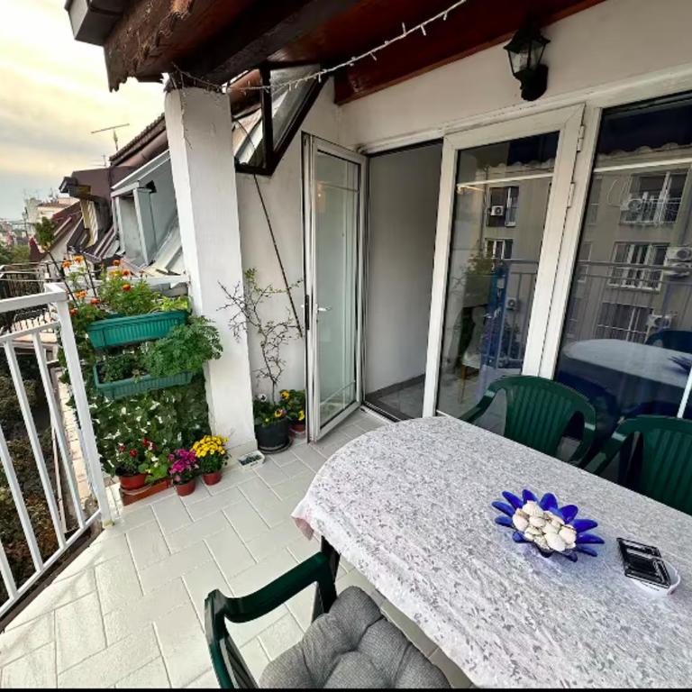 Huge Apartment 100sqm - One-Bedroom Apartment - 14