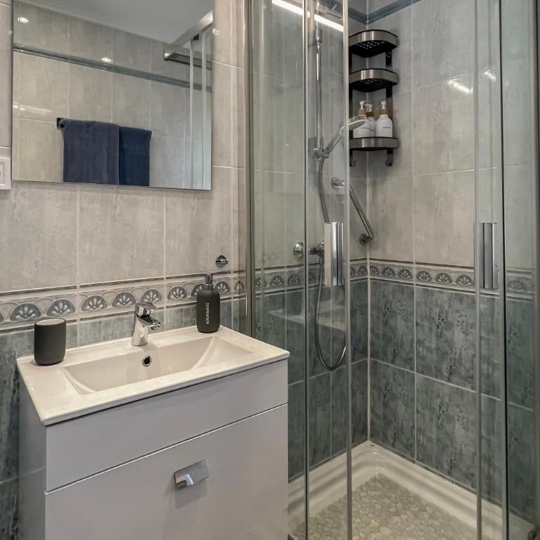 Blue Horizon 1bedroom apartment - One-Bedroom Apartment - 19