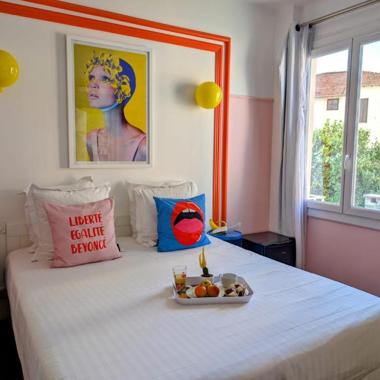Hôtel Mademoiselle - Chambre Double Économique - 2