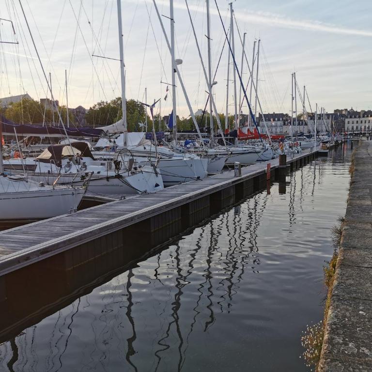 Maison à 1 min du port de Vannes - Villa 3 Chambres - 40