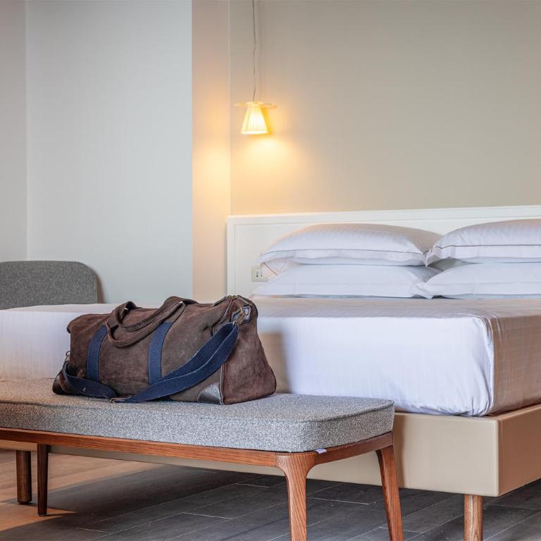 Hotel Villa Leopardi 4S - Adults only - Junior Suite Deluxe con Terrazza e Vista Lago - 4