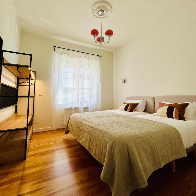 Plaza Teobaldos - Deluxe Apartment - 33