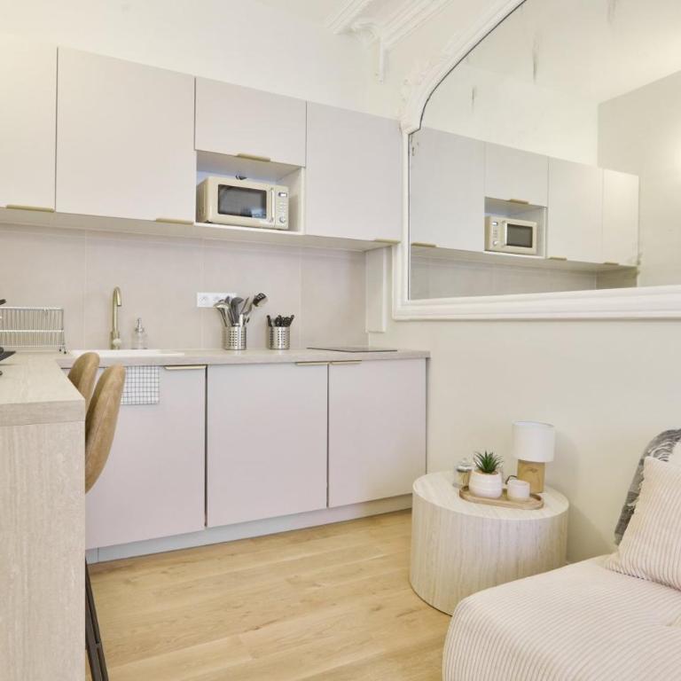 Luxury Suite Spa Bath & Cinema Screen- Bordeaux - Apartamento de 1 dormitorio - 9