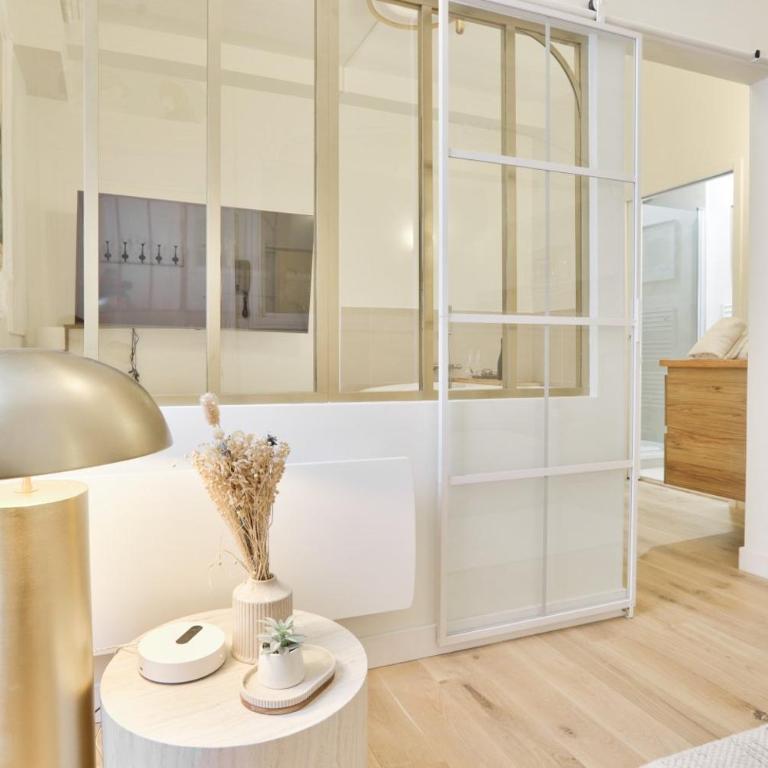 Luxury Suite Spa Bath & Cinema Screen- Bordeaux - Apartamento de 1 dormitorio - 8