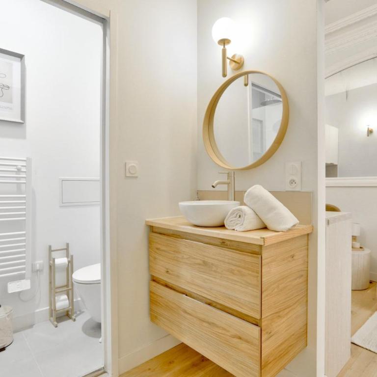 Luxury Suite Spa Bath & Cinema Screen- Bordeaux - Apartamento de 1 dormitorio - 11