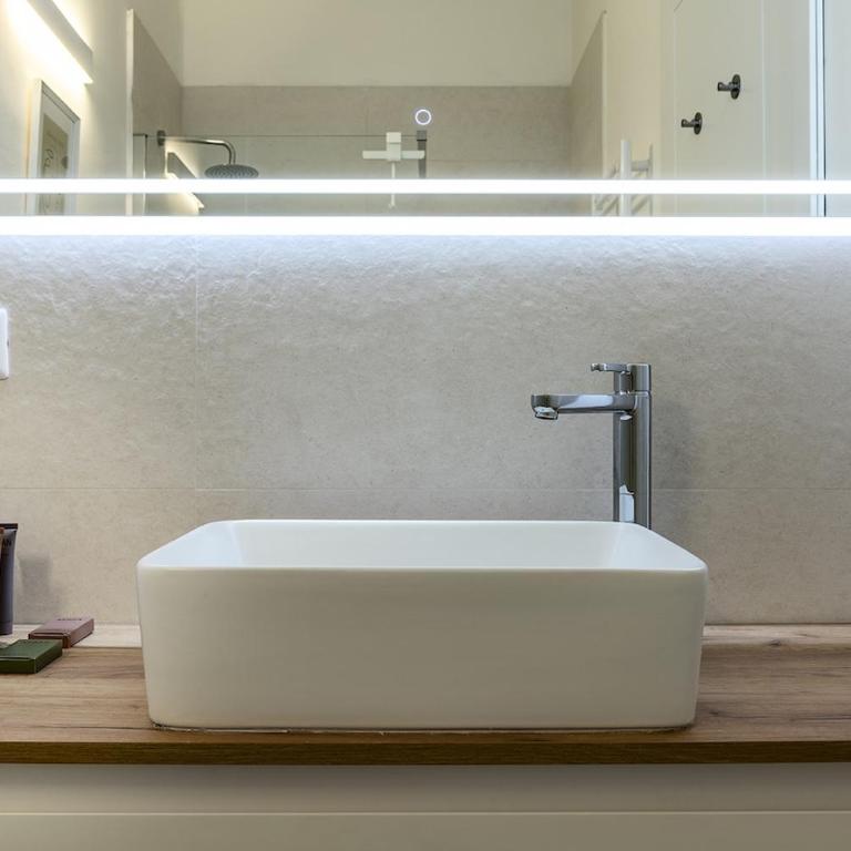 2 Bedrooms De Angeli - 20 minuti dal Salone del Mobile - Appartamento con 3 Camere da Letto - 25