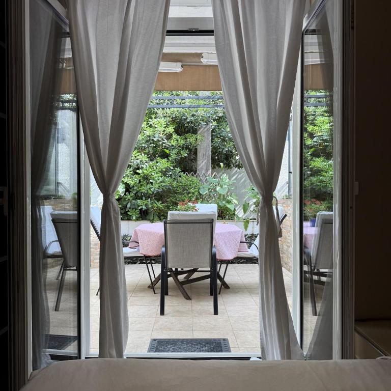 Splendid Luxury Apartments - Deluks Apartman s 1 Spavaćom Sobom i Pogledom na Vrt - 14