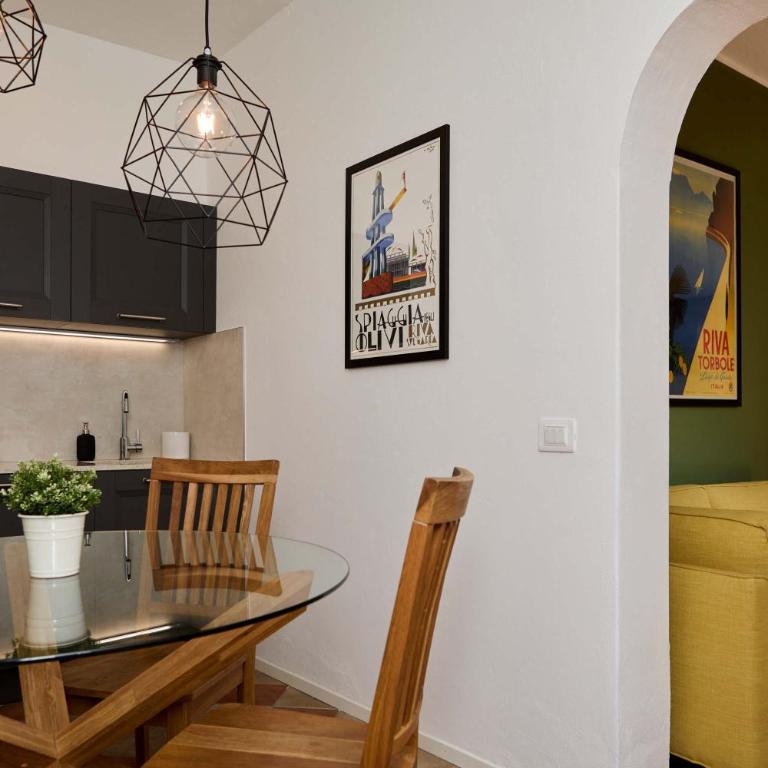Villa Brunelli - Appartamento su 2 Livelli con Vista Giardino - 7