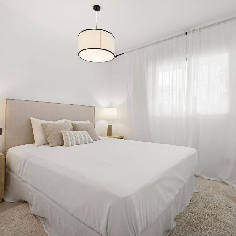 5 BR Luxury apt w Pool, garage and amazing views - Apartment - 19