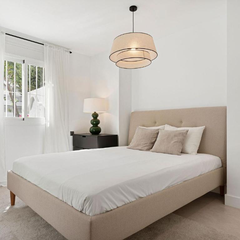 5 BR Luxury apt w Pool, garage and amazing views - Apartment - 20