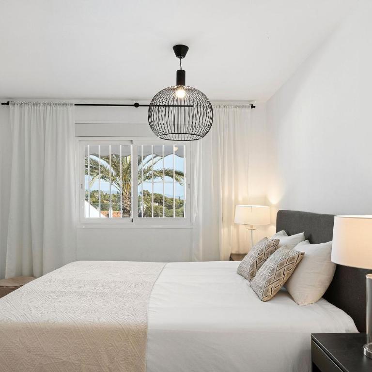 5 BR Luxury apt w Pool, garage and amazing views - Apartment - 21