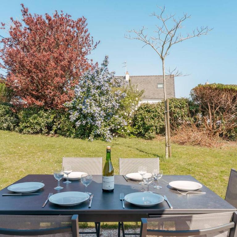 Maison Carnac 3 pièces, plage à 200m, jardin clos, parking, idéal famille - FR-1-477-85 - Villa - 14
