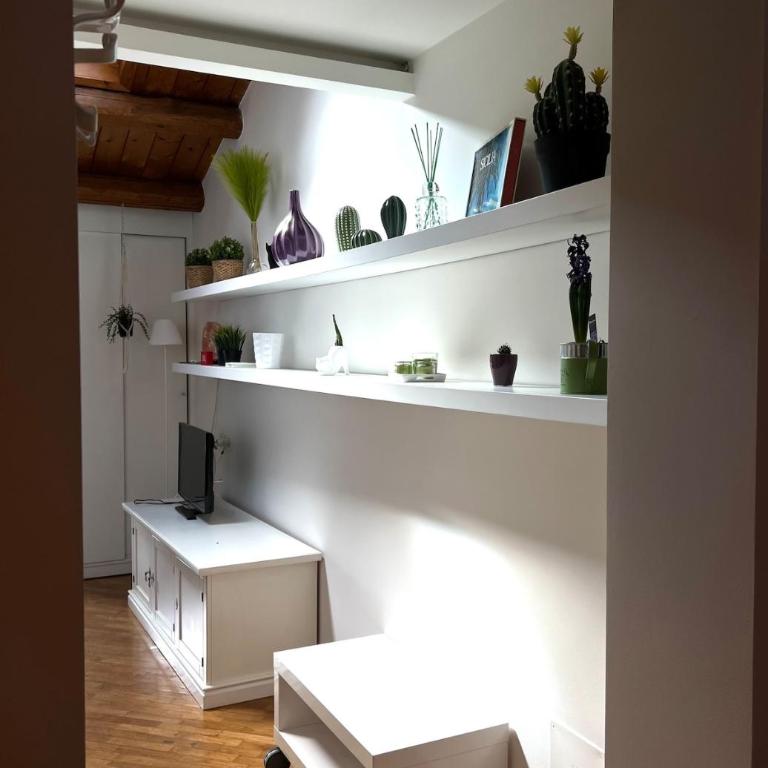 La Gatta sul tetto - Two-Bedroom Apartment - 14
