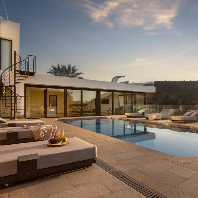 Villa Sea Happiness by Abahana Luxe - Villa - 1