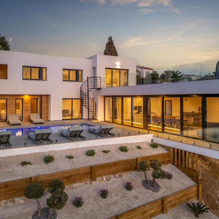 Villa Sea Happiness by Abahana Luxe - Villa - 25