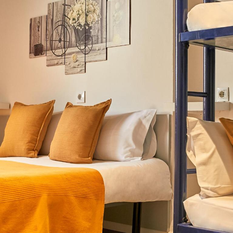 Sun & Moon Hostel - Standard Quadruple Room - 3