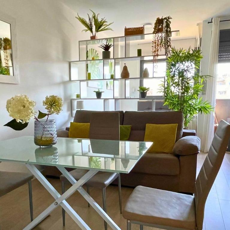 Loft con vistas, piscina, parking y muy acogedor - Apartment with View and Balcony - 7
