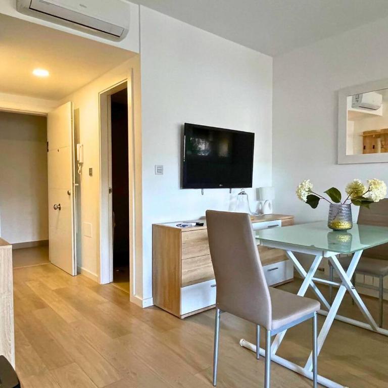 Loft con vistas, piscina, parking y muy acogedor - Apartment with View and Balcony - 20