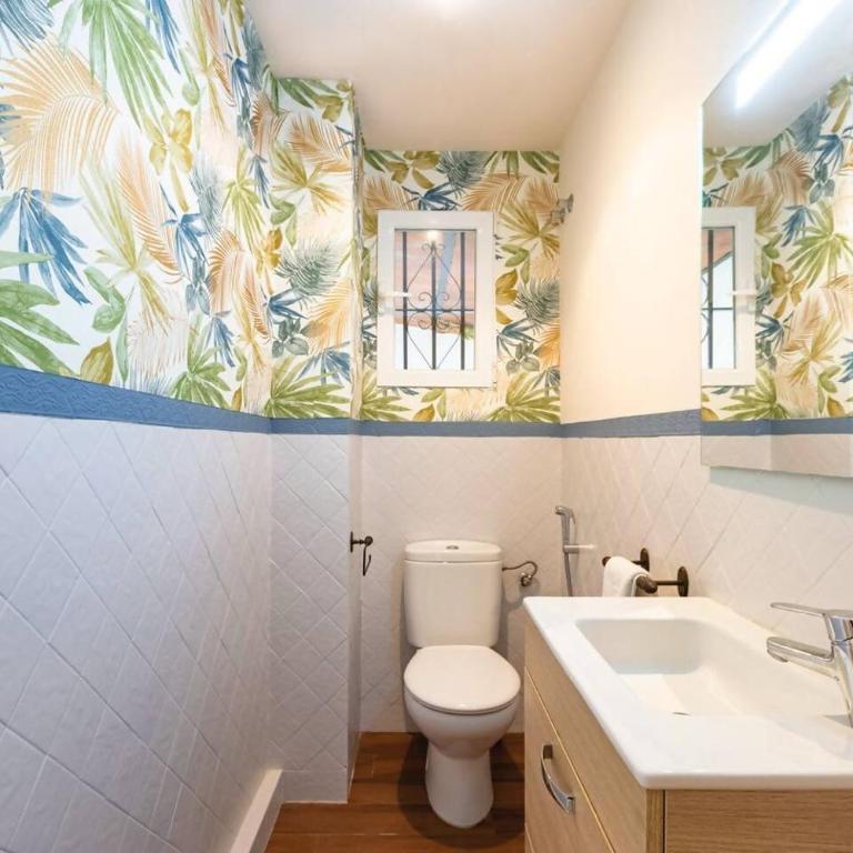 Casa 3 plantas con patio y Solárium privados - Chalet - 39