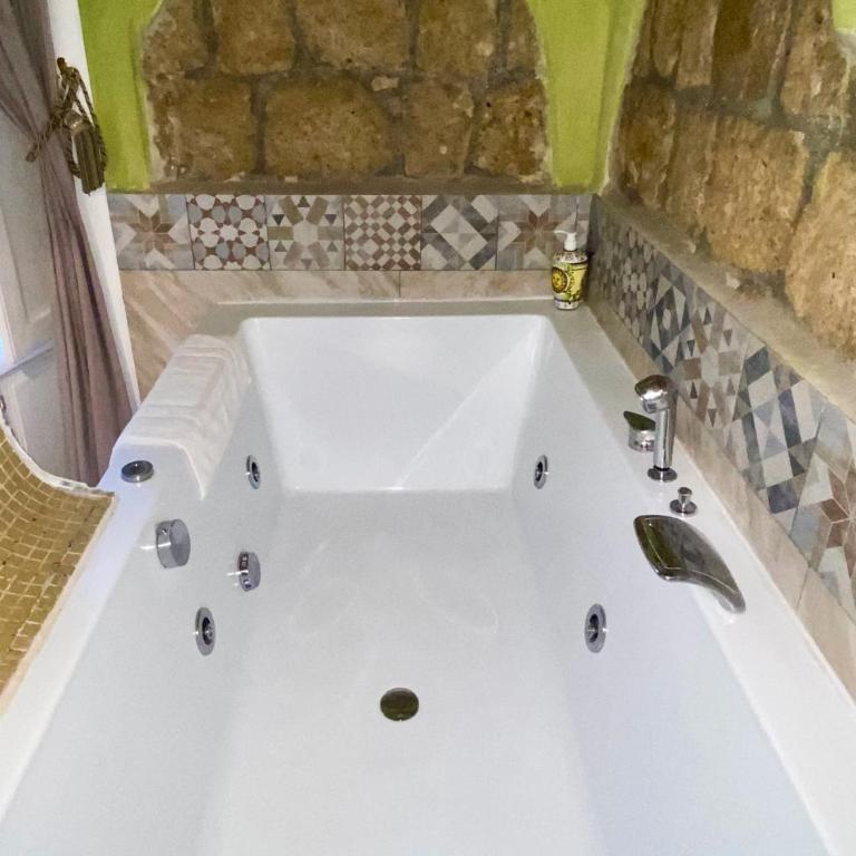 Le suite Vomero - Two-Bedroom Apartment - 15