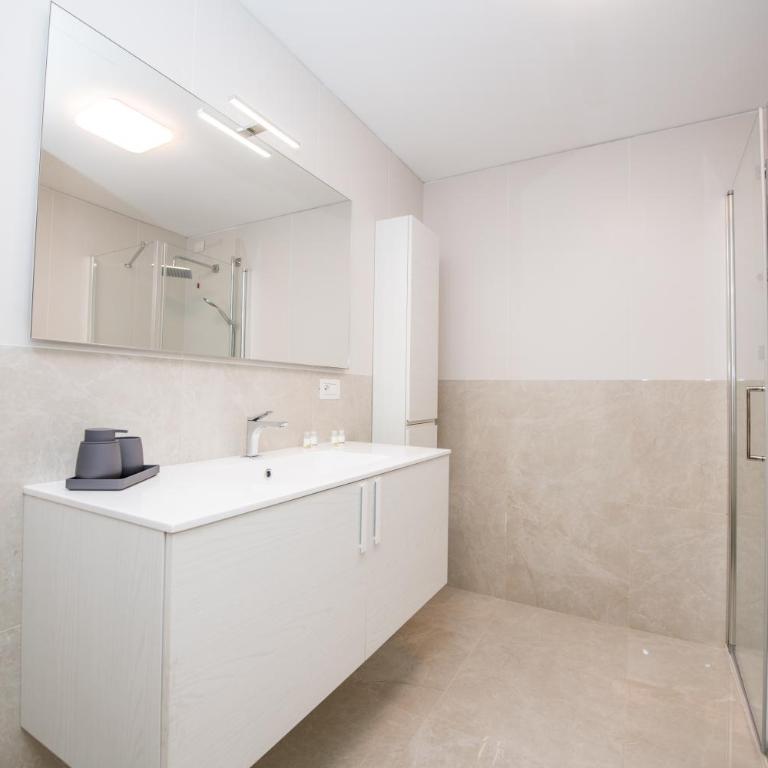 Compagnoni Luxe - Terrace & SPA - Appartamento con 1 Camera da Letto - 30