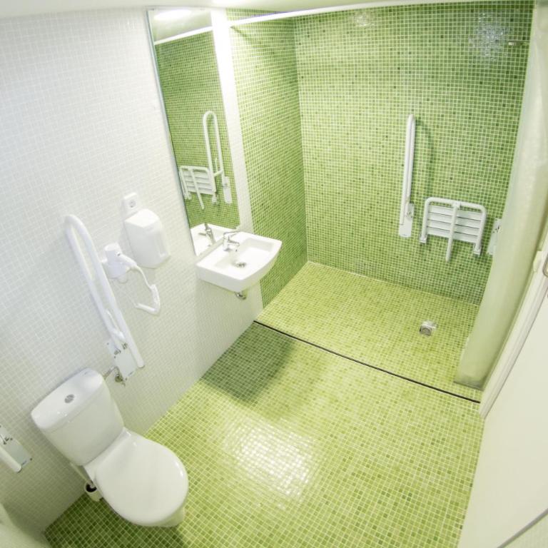 Sant Jordi Hostels Sagrada Familia - Triple Room with Private Bathroom - 7