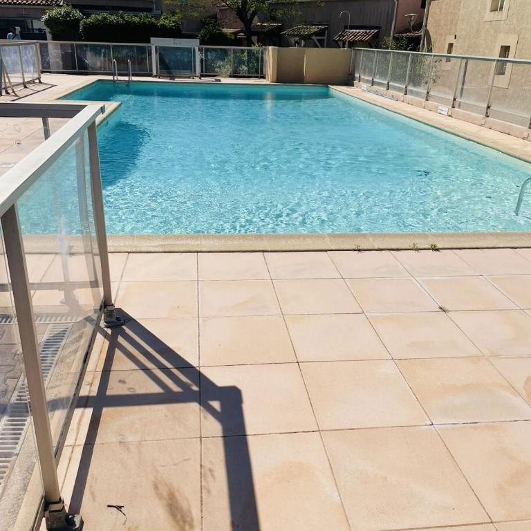 Villa club climatisée pour 4 personnes avec piscine accessible de mai à septembre - Haus mit 2 Schlafzimmern - 8
