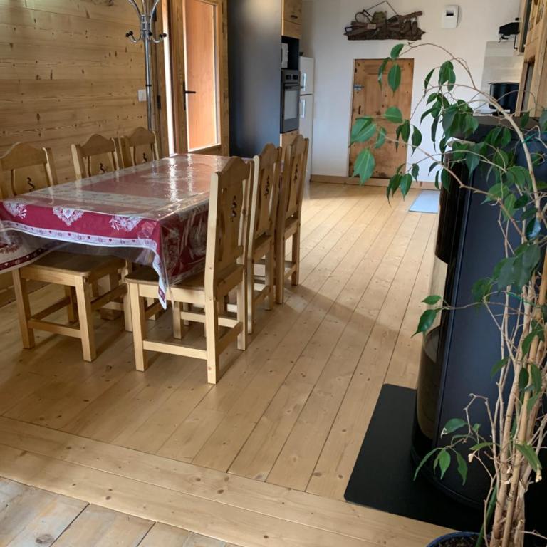 Chalet Le Char - Appartement avec Vue sur la Montagne - 12