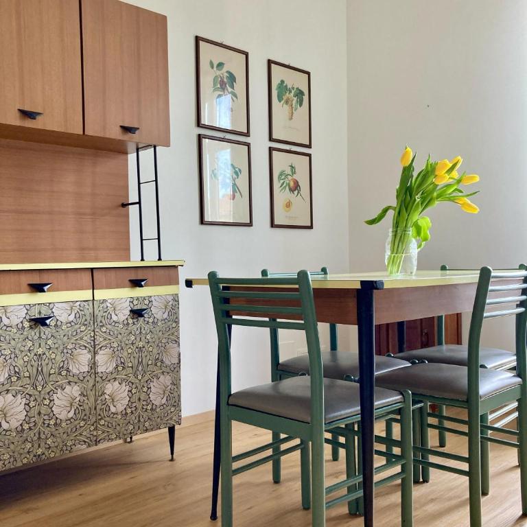Casa Flora Torino - Two-Bedroom Apartment - 16