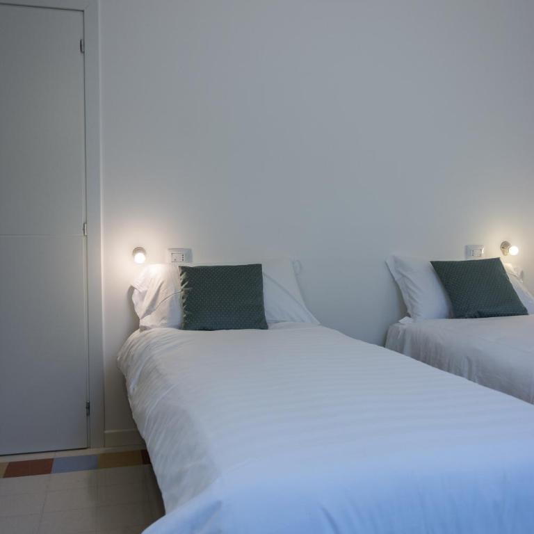 B&B Angioy 18 - Double or Twin Room - 6