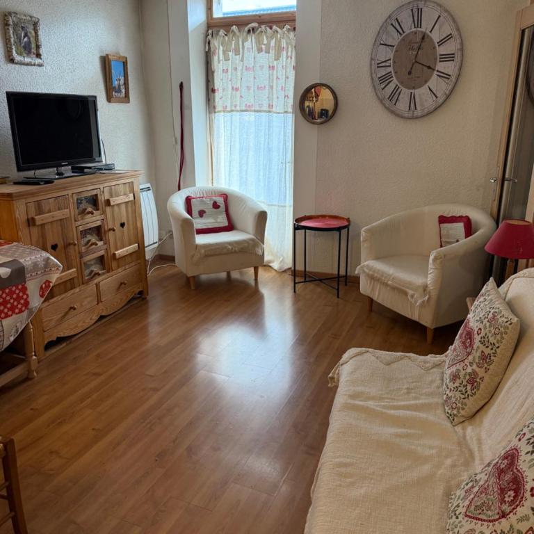 T2 au coeur de Barcelonnette - Appartement 1 Chambre - 12