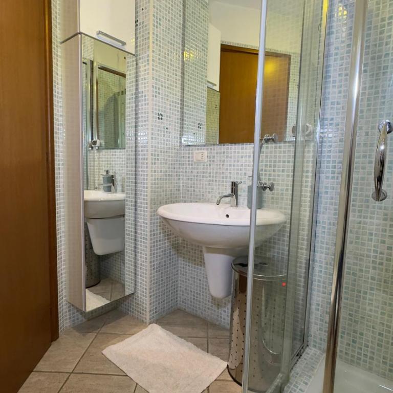 Casa Freud - Appartamento con 1 Camera da Letto e Vista Giardino - 19