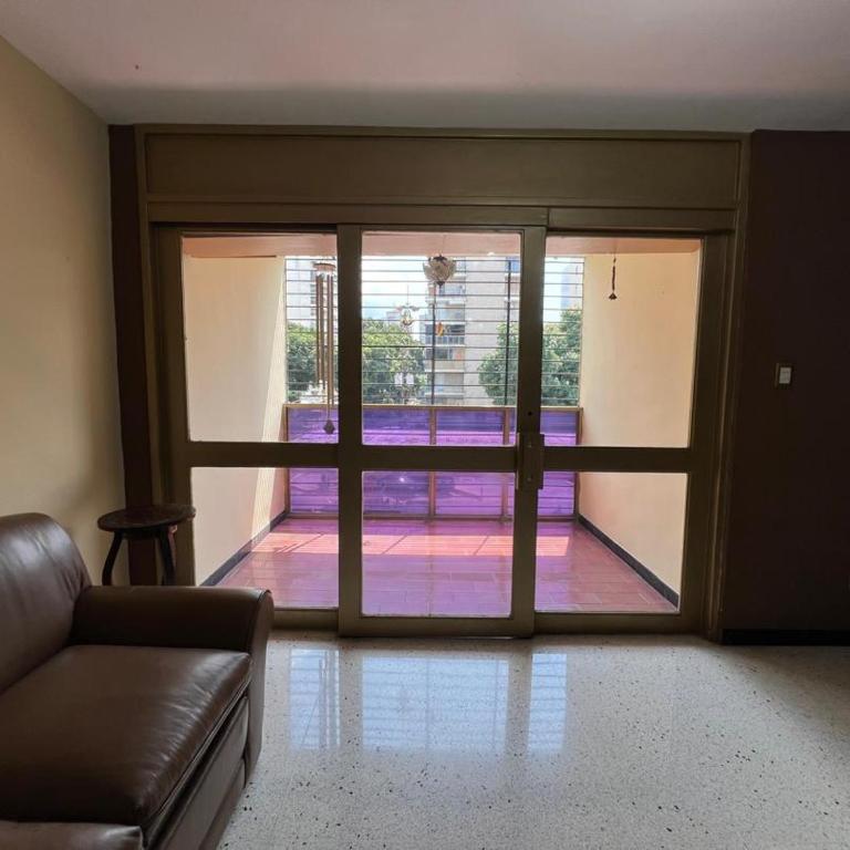 Apto en Los Palos Grandes Edf Anacoco - One-Bedroom Apartment - 31