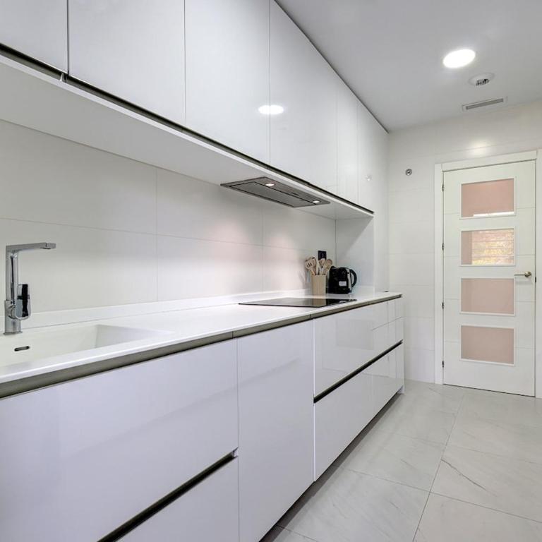 Stylish Estepona Hills Apartment with Lovely Views - Apartamento de 2 dormitorios con vistas a la montaña - 15