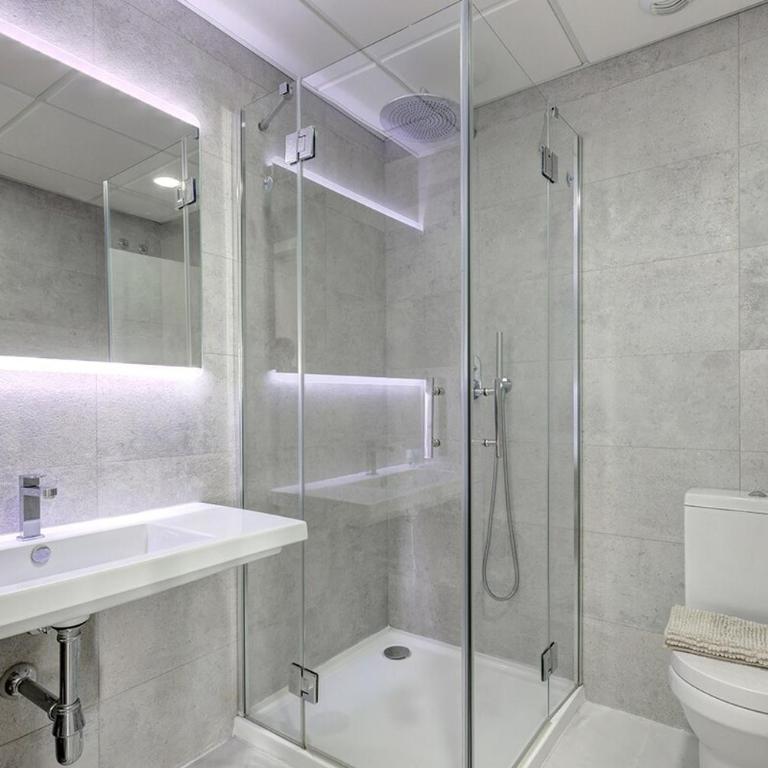 Stylish Estepona Hills Apartment with Lovely Views - Apartamento de 2 dormitorios con vistas a la montaña - 31