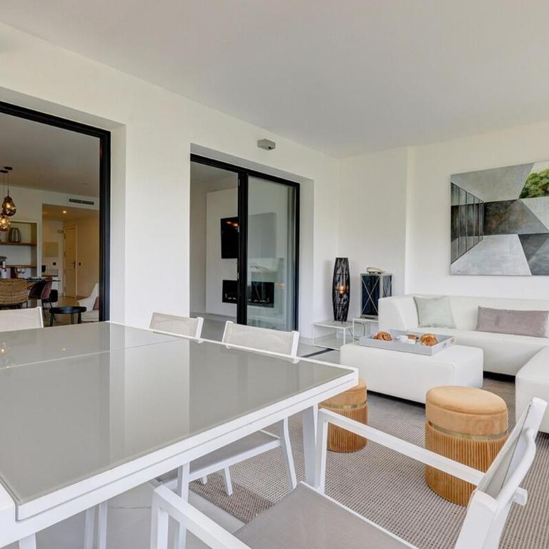 Stylish Estepona Hills Apartment with Lovely Views - Apartamento de 2 dormitorios con vistas a la montaña - 33
